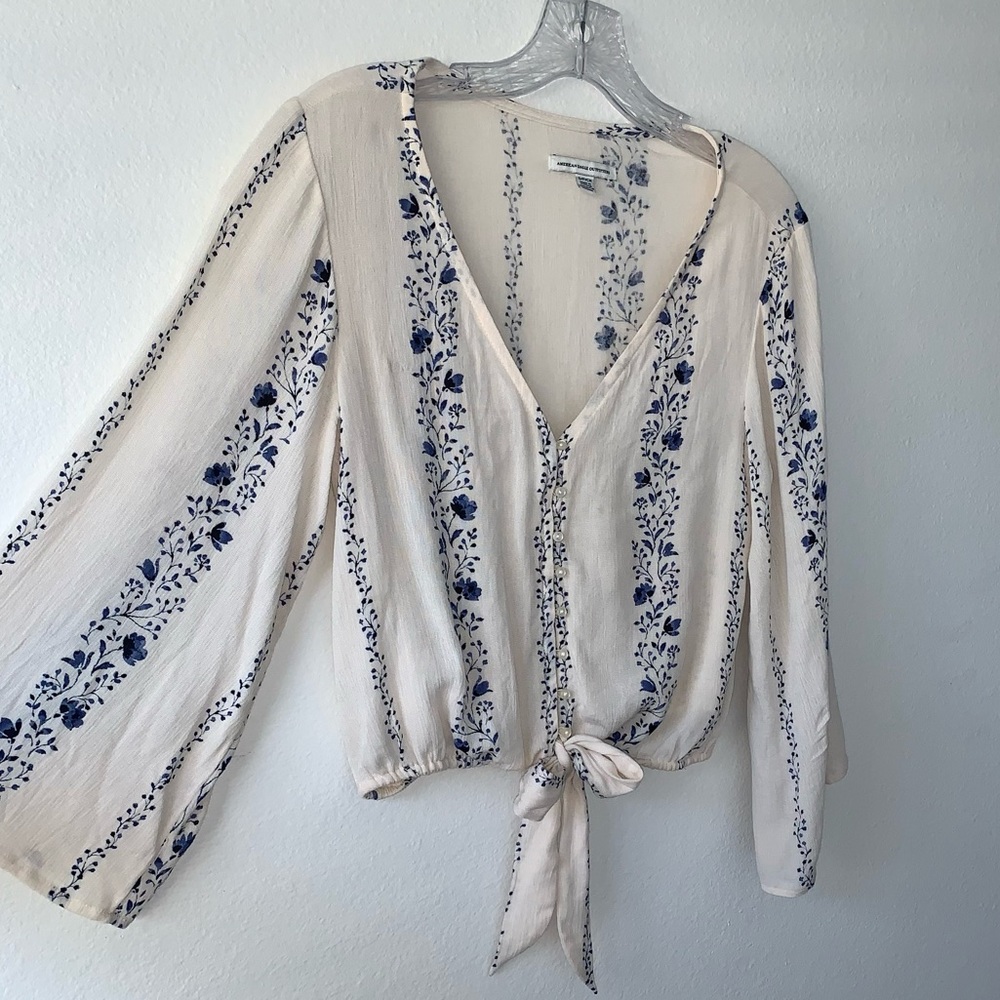 American Eagle Tie Crop Top- Small